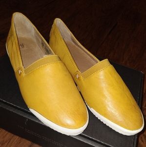 Frye Melanie Slip On - Size 7 NIB